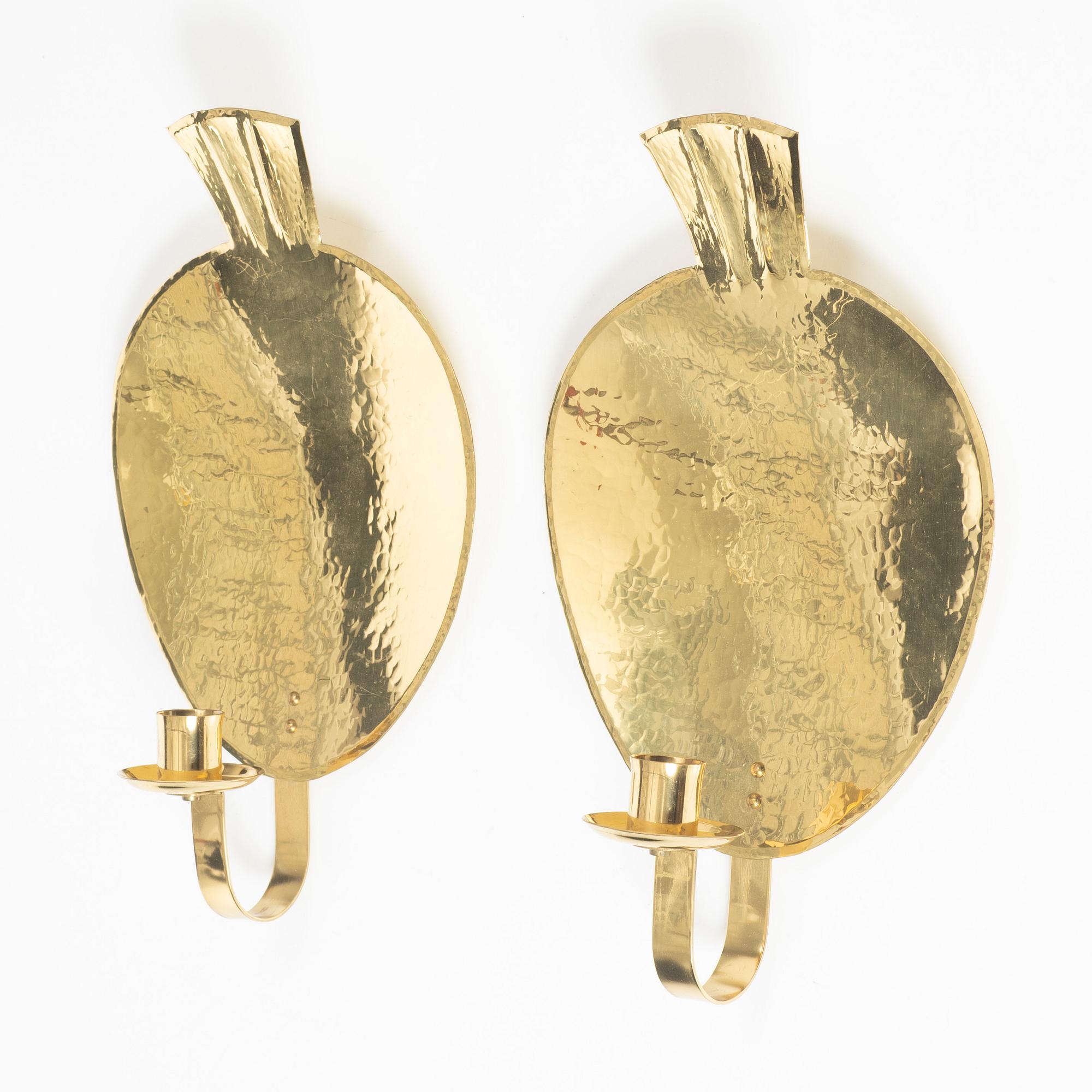 Lars Holmström, wall sconces, a pair, brass, Arvika, 1993.