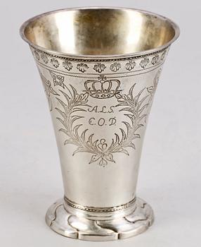 BÄGARE, silver, Johan Pettersen, 1762, Söderhamn. Vikt ca 213g.