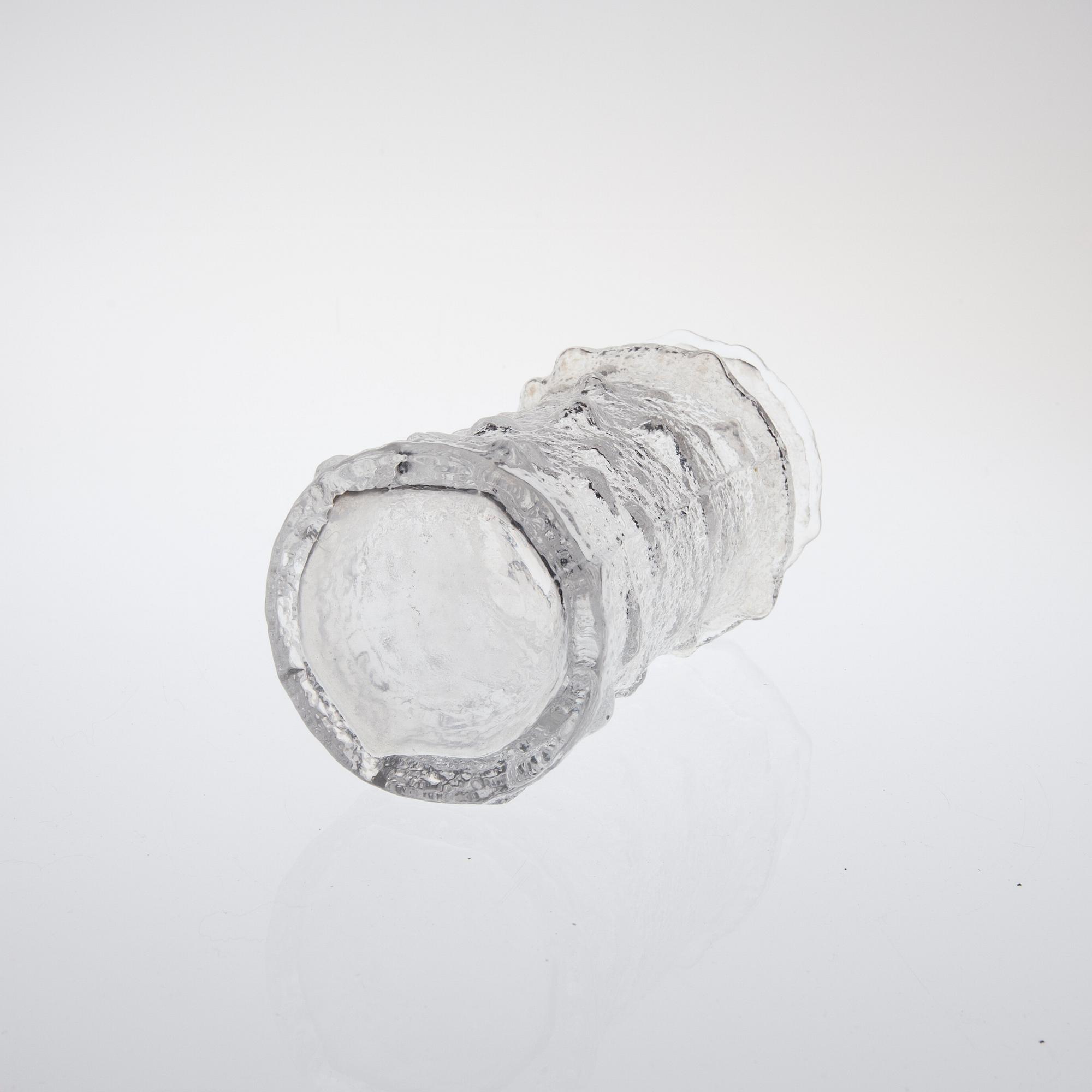 VAS, glas, "Rubus", signerad TS, Iittala, 1960-70-talet.
