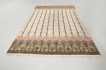 A flat weave by Judith Johansson, signed JJ, second half of the 20th century, 326 x 248 cm.