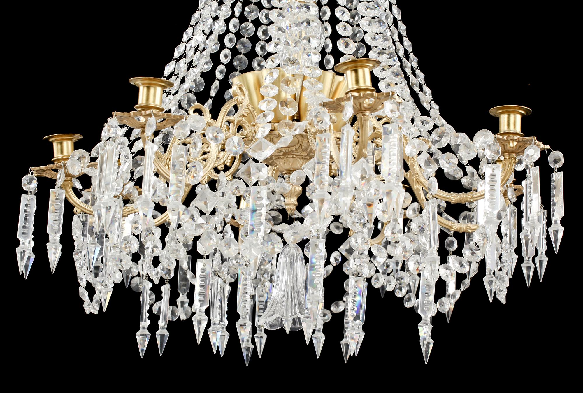 LJUSKRONA, eklektisk stil, 1900-talets andra hälft. Höjd ca 70 cm.