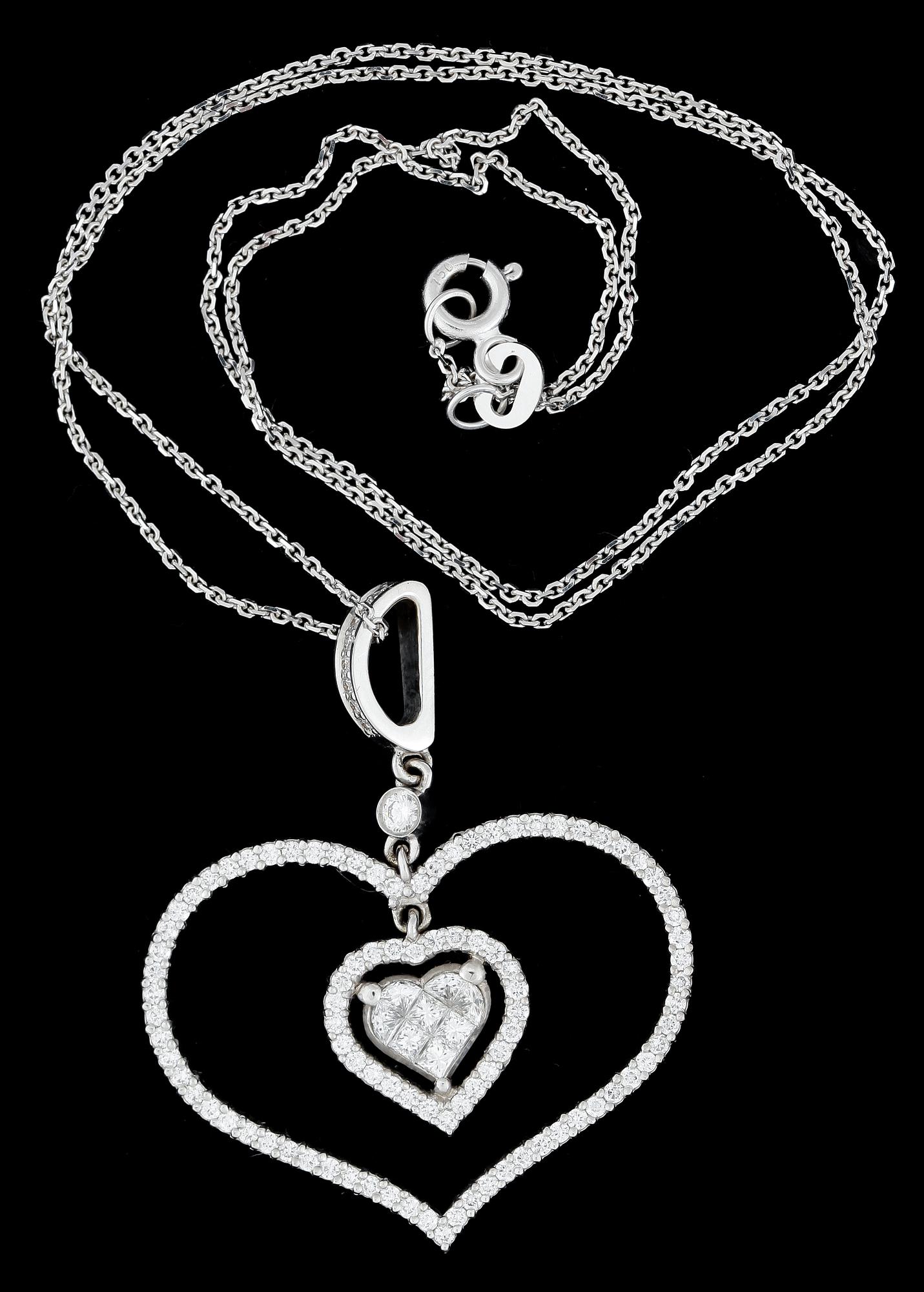 HALSSMYCKE, 18k vitguld med briljant- och prinsesslipade diamanter tot ca1,10ct. Vikt ca 6g.