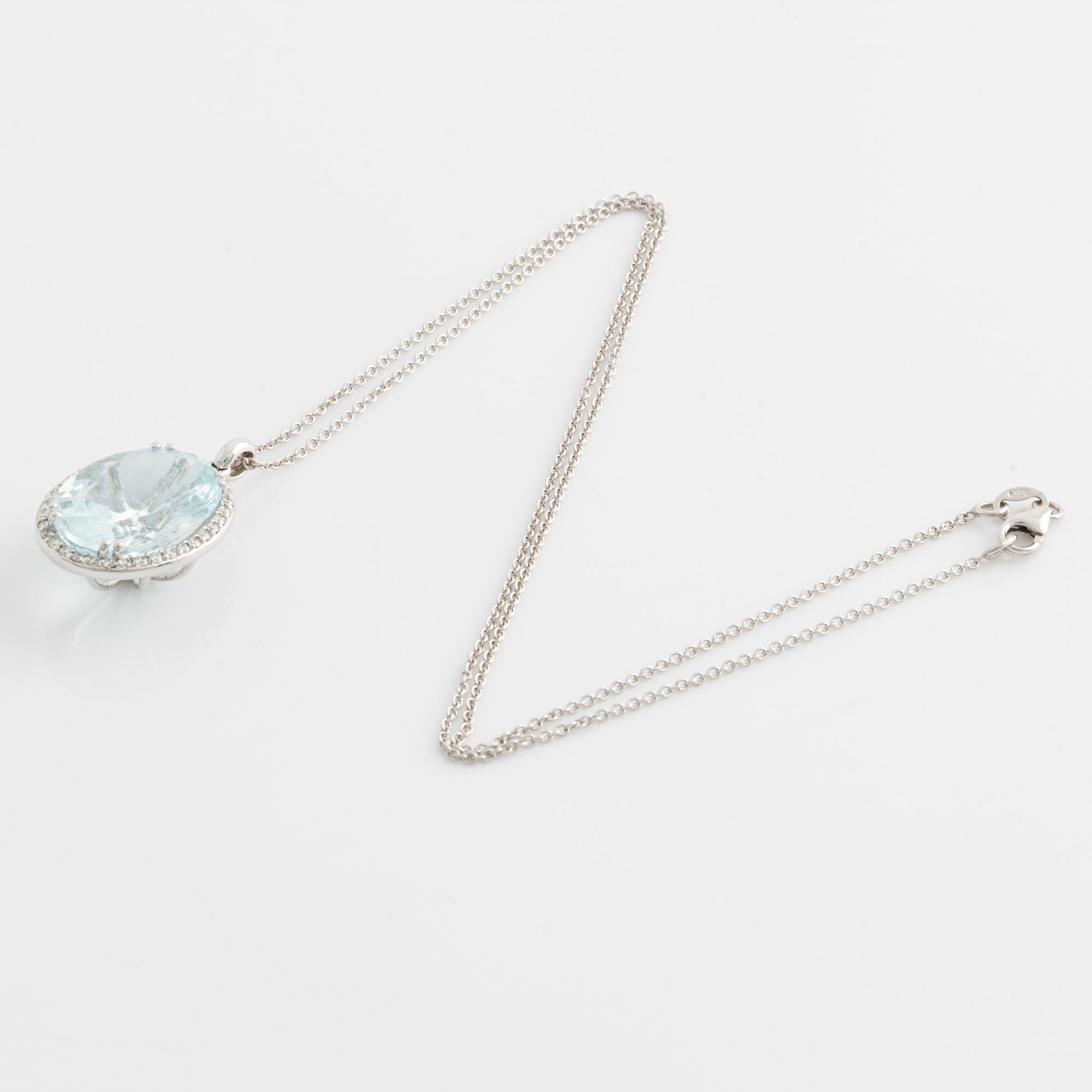 Pendant with oval aquamarine and brilliant-cut diamonds, with chain.