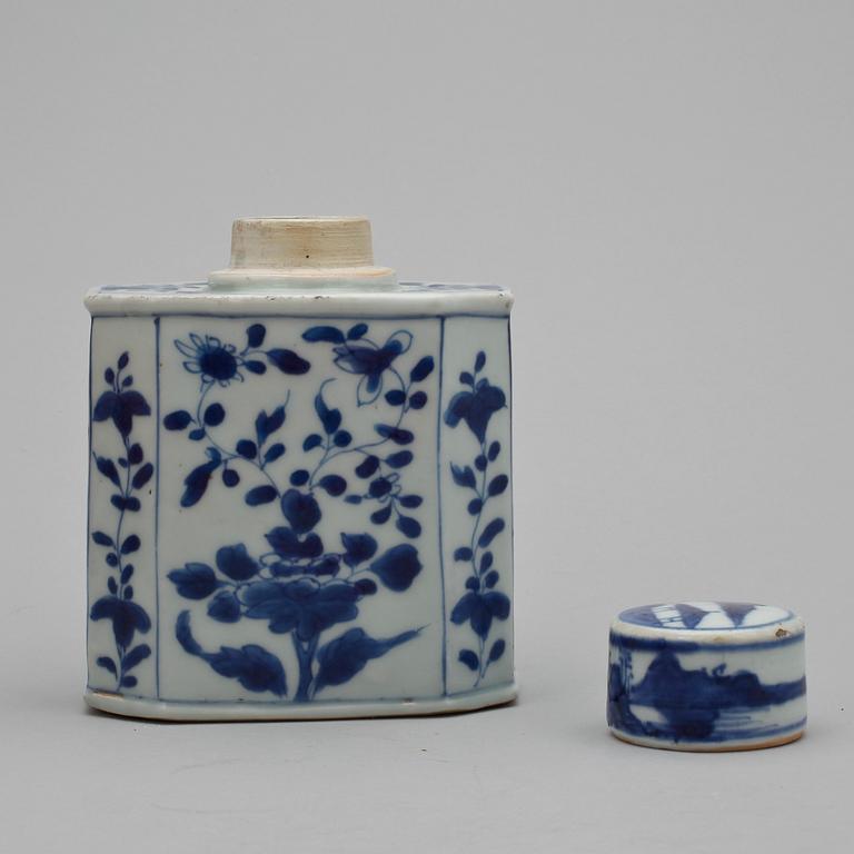 TEDOSA, porslin, Kina, Qianlong 1736-1795.