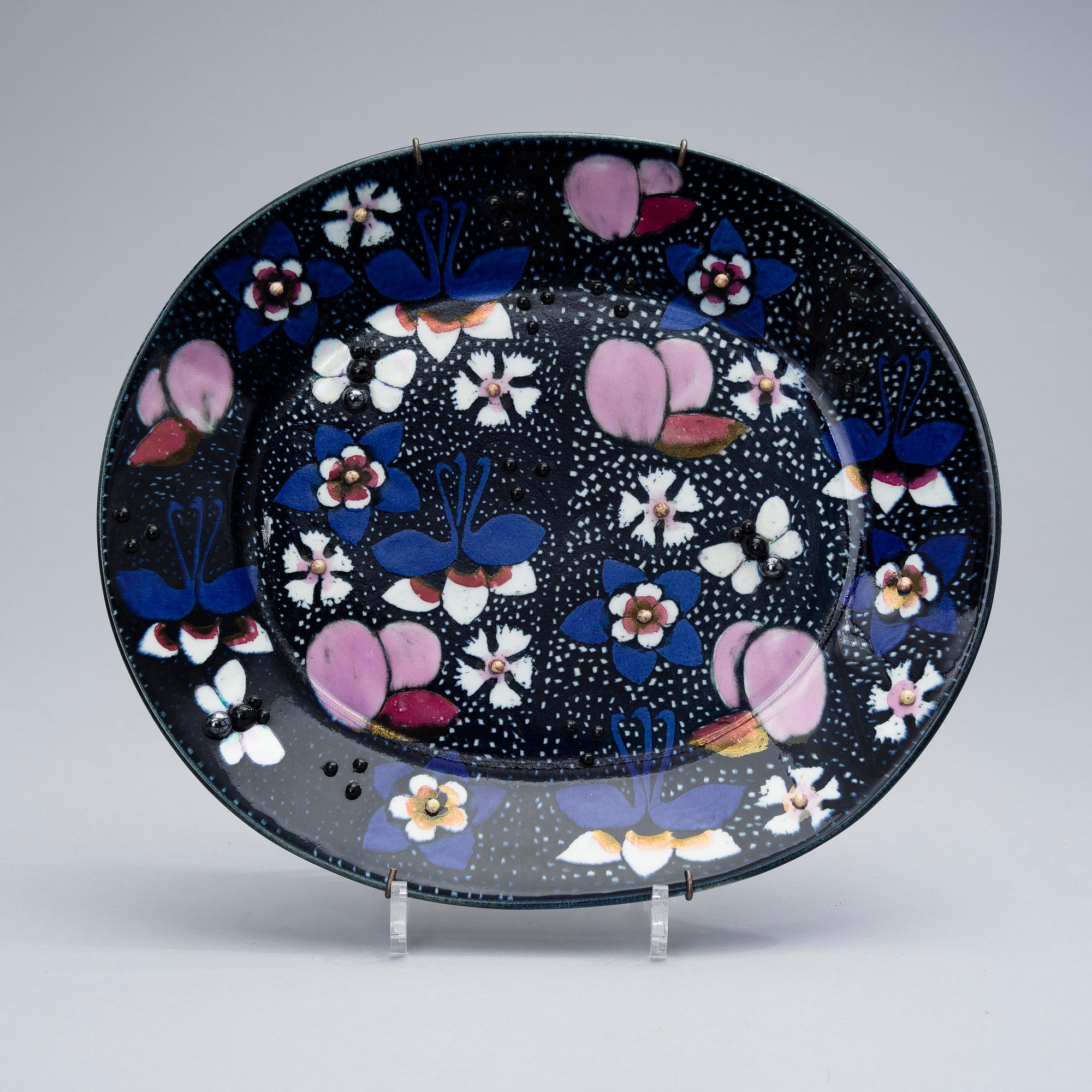 BIRGER KAIPIAINEN, KERAMIKFAT. Sign. Kaipiainen, Arabia. 1970-tal.