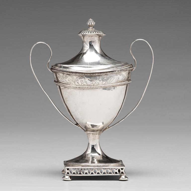 A  Swedish late 18th century silver sugar bowl and cover, mark of Olof Hellbom, Stockholm 1797.