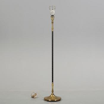 GOLVLAMPA, 1900-talets tredje kvartal.