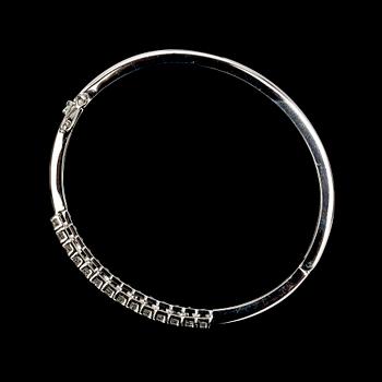 BANGLE, brilliant cut diamonds, tot. 0.72 cts.