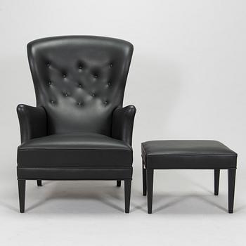 Frits Henningsen, fåtölj, "Heritage Chair", modell "FH419", och fotpall, Carl Hansen & Son, Danmark.