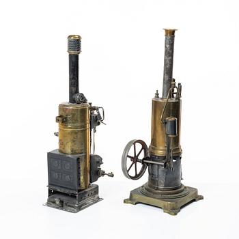 Two Steam engines,  Märklin and Gebrüder Bing. Early 20th century.