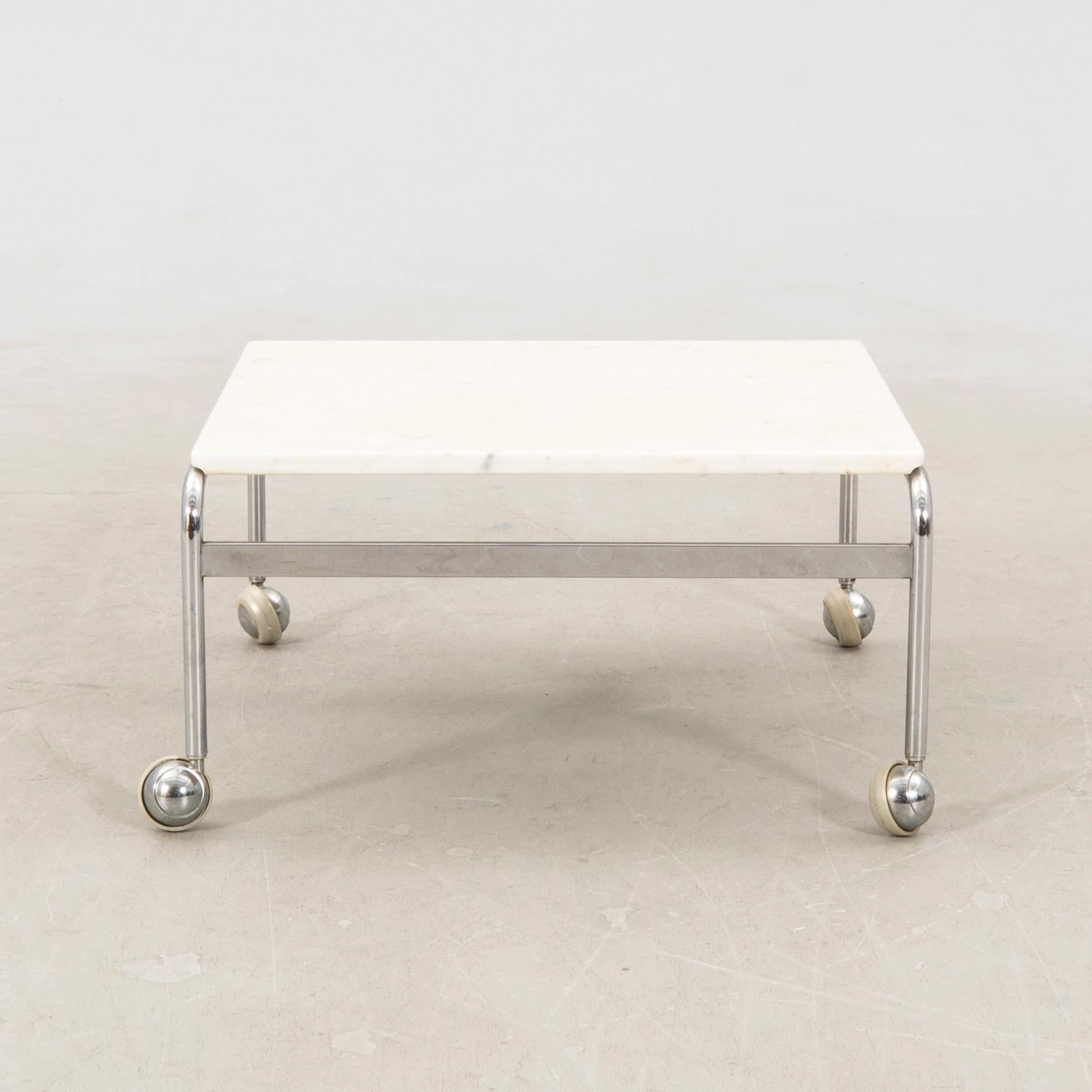 Bruno Mathsson, soffbord "Karin" för DUX  sent 1900-tal.