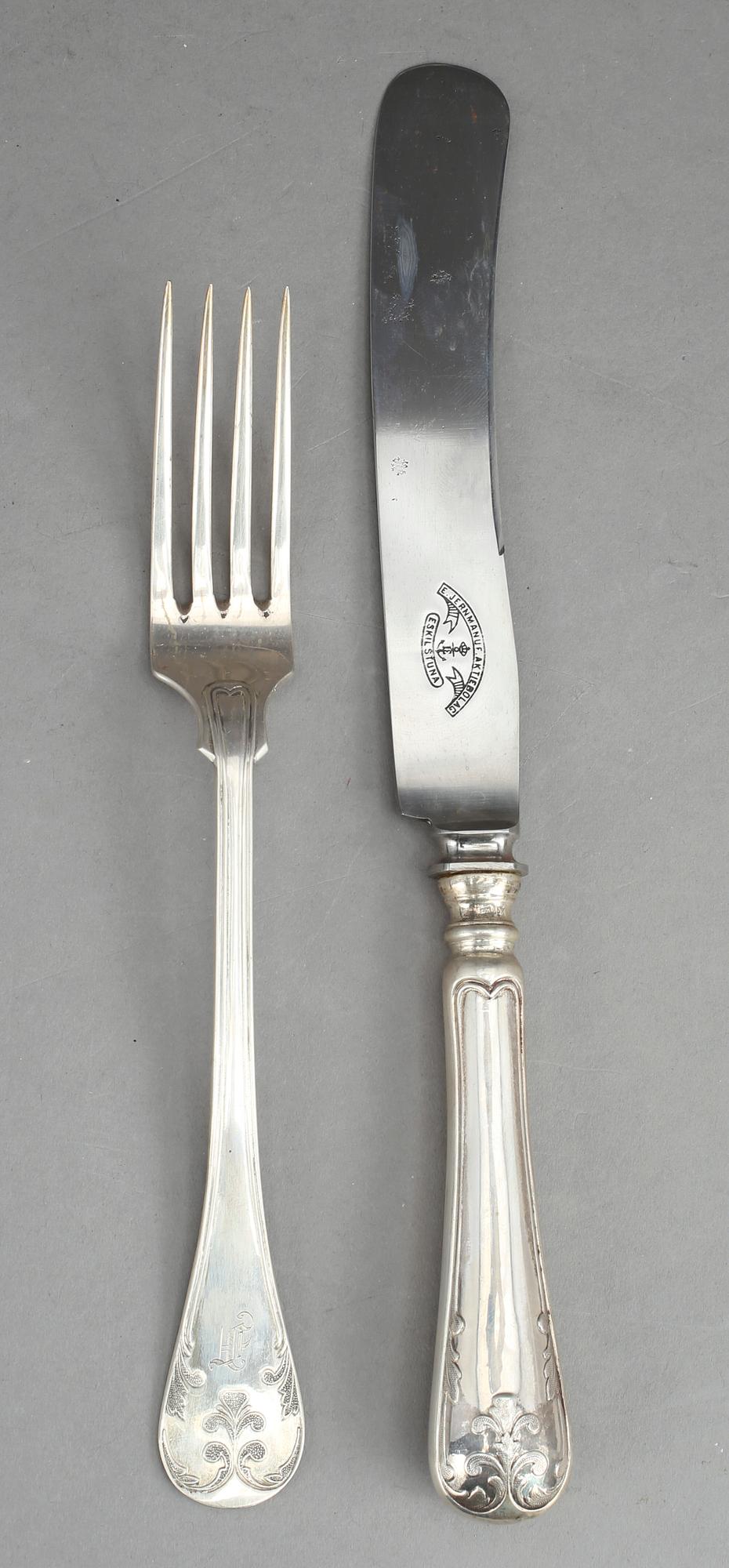 BESTICK I ETUI, 12 delar, JG Hentzell, Kalmar, 1912. Totalvikt 648 gram.