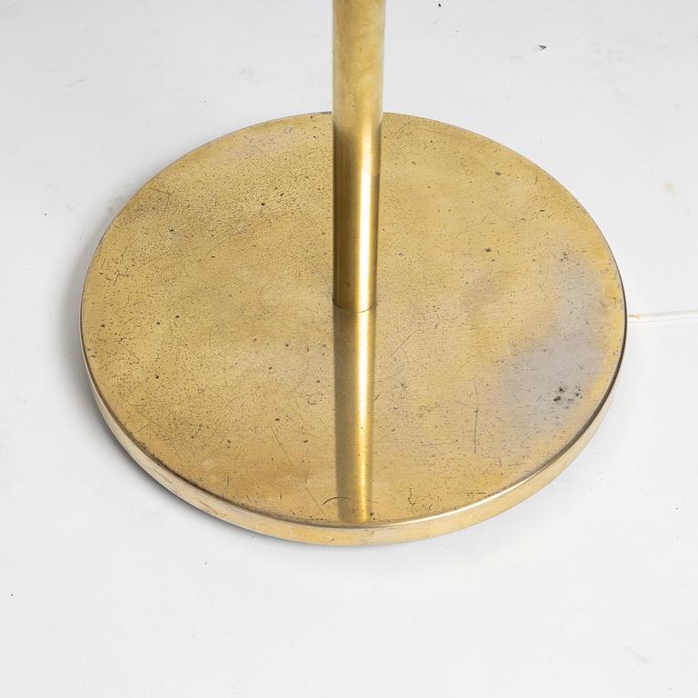 Harald Notini, golvlampor, ett par, modell "15230", Arvid Böhlmarks Lampfabrik, Stockholm, 1940-tal.