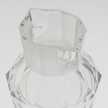 A set of twelve glasses and a cocktailshaker by Elis Berg, Kosta.