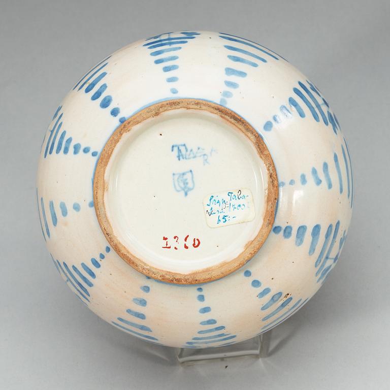 A Spanish faience blue and white bowl. Marked Talavera, presumably 18th Century.
