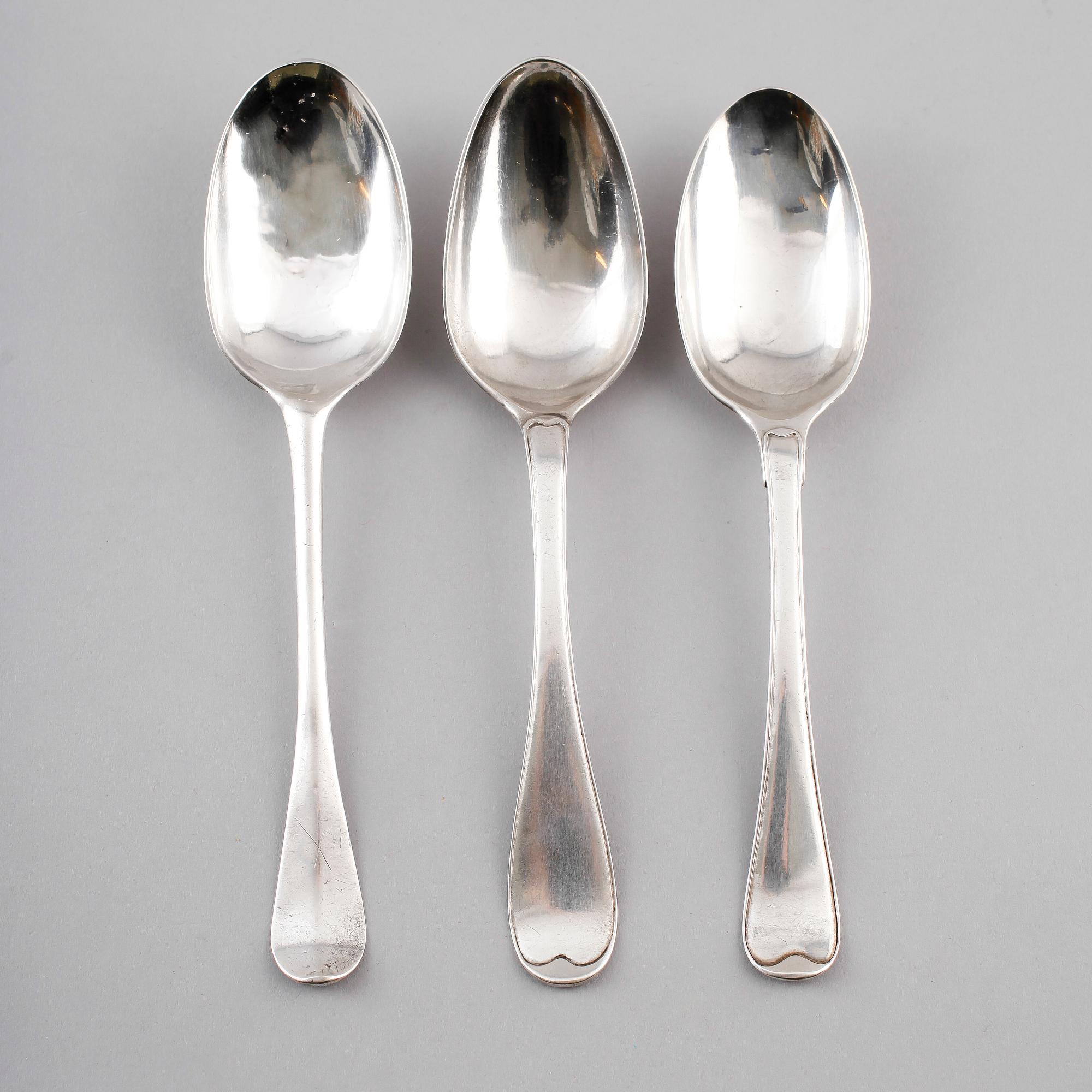 MATSKEDAR, 3 st, olika, silver, svenska stämplar 1700-tal. Vikt ca 174 gram.