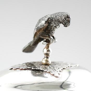 TEKANNA, silver, Gustaf Folcker, Stockholm 1820. Vikt ca 798 gram.
