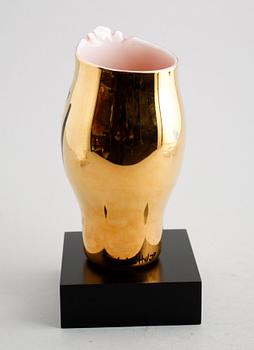 VAS, glas, "Open Minds Guld", Ulrica Hydman-Vallien, Kosta Boda.