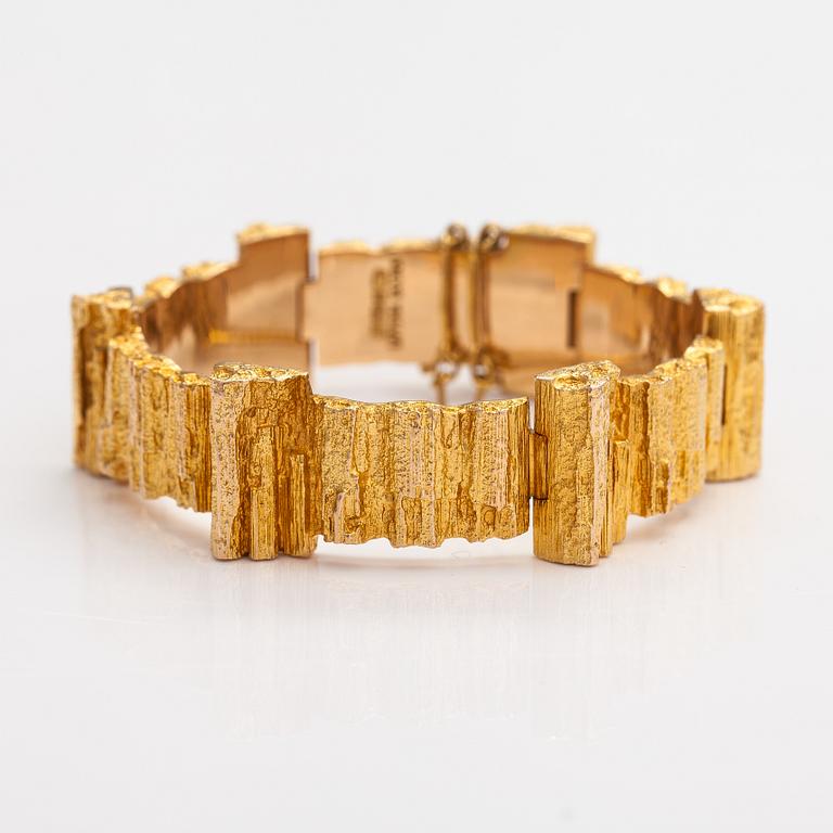 Björn Weckström, A 14K gold bracelet "Mystica". Lapponia 1973.