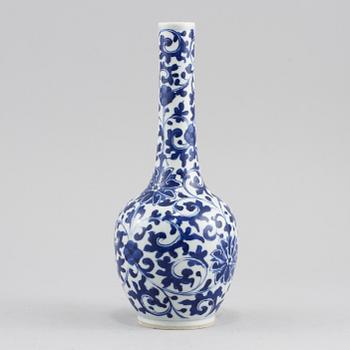 VAS, porslin, Kina, 1800/1900-tal.