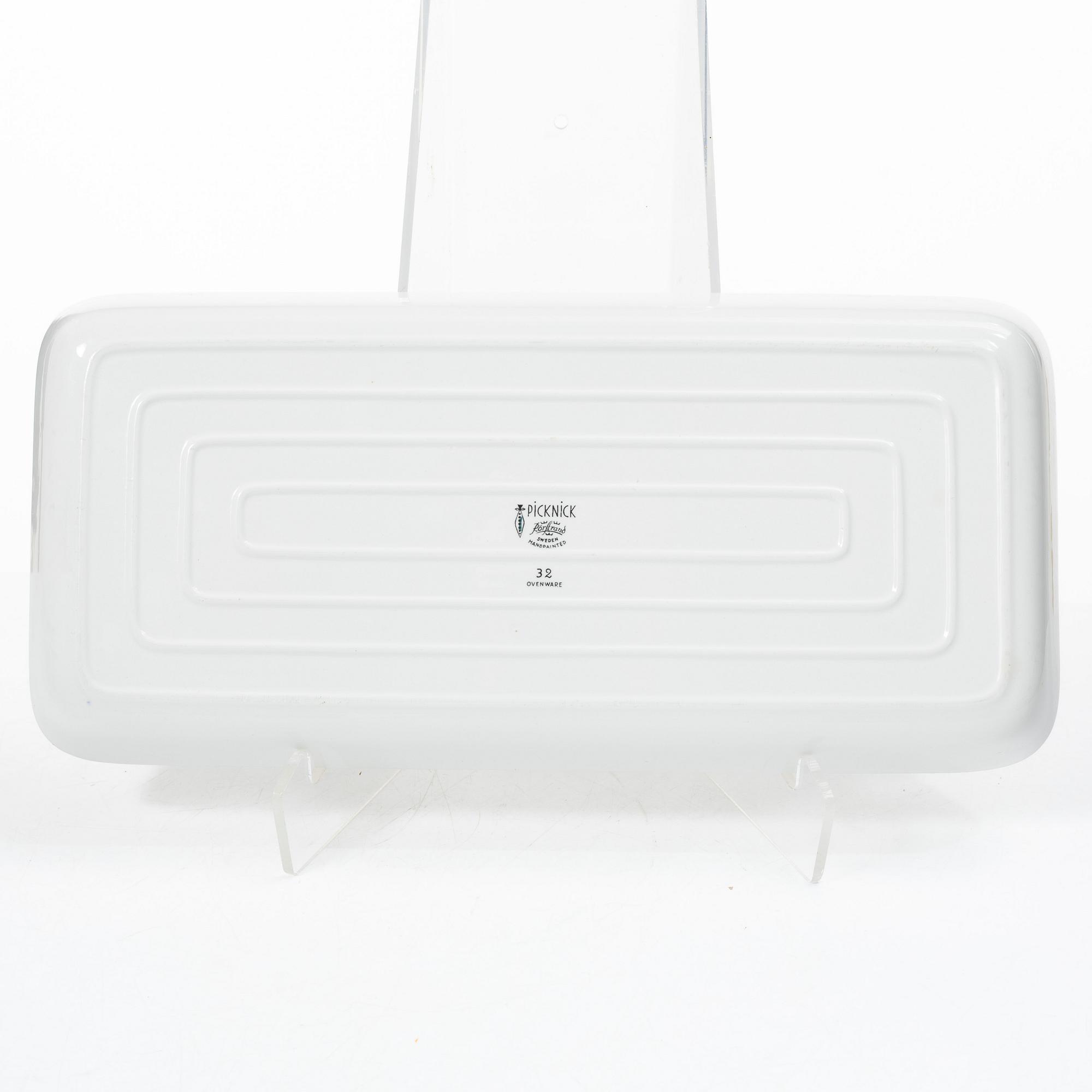 Marianne Westman, twelve service pieces, 'Picknick' and 'Pomona', Rörstrand.