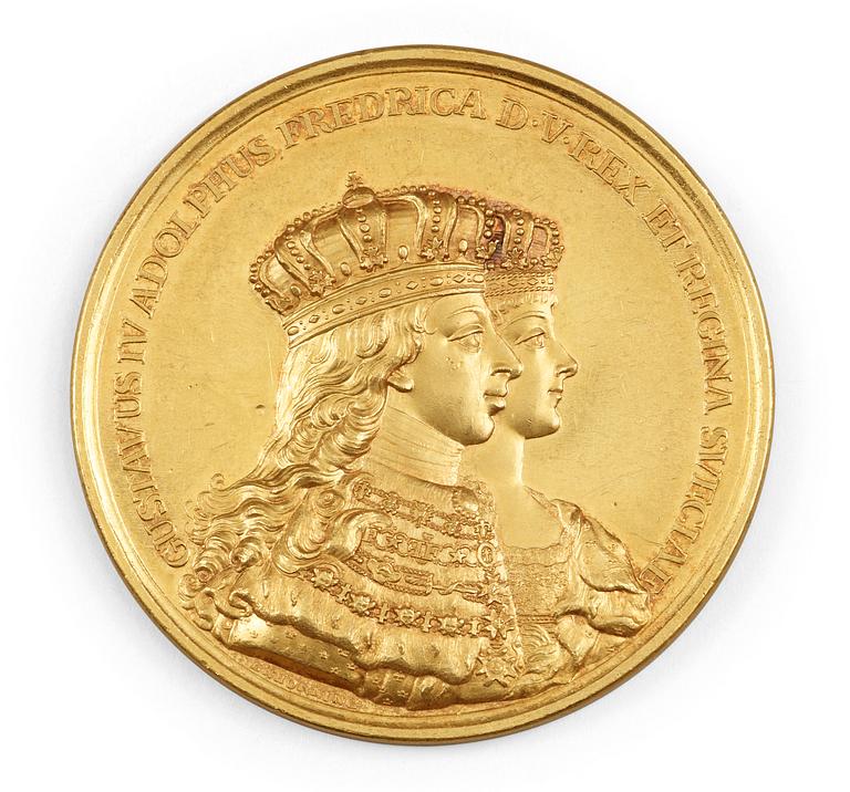 A Swedish 18th cenrury gold medal, engraved by Carl Enhörning in Norrköping.