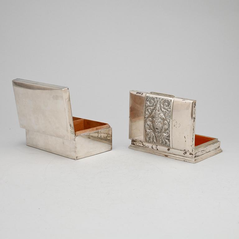 SKRIN, 2 st, silver, bland annat Thailand, 1900-talets första hälft.