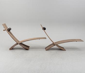 NILS-OLE ZIB, a pair of teak deck chairs, 'Nozib', Bergaform.