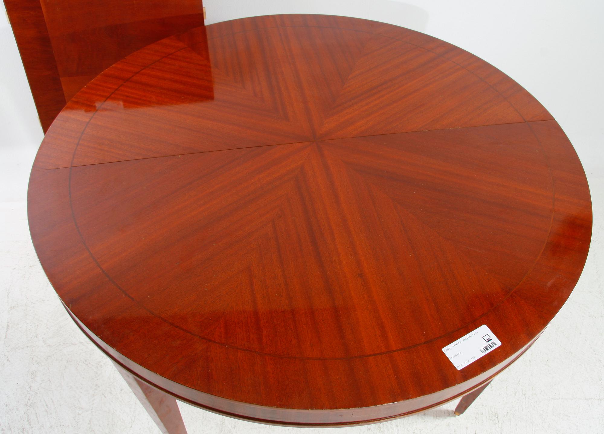 MATBORD. Engelsk stil.