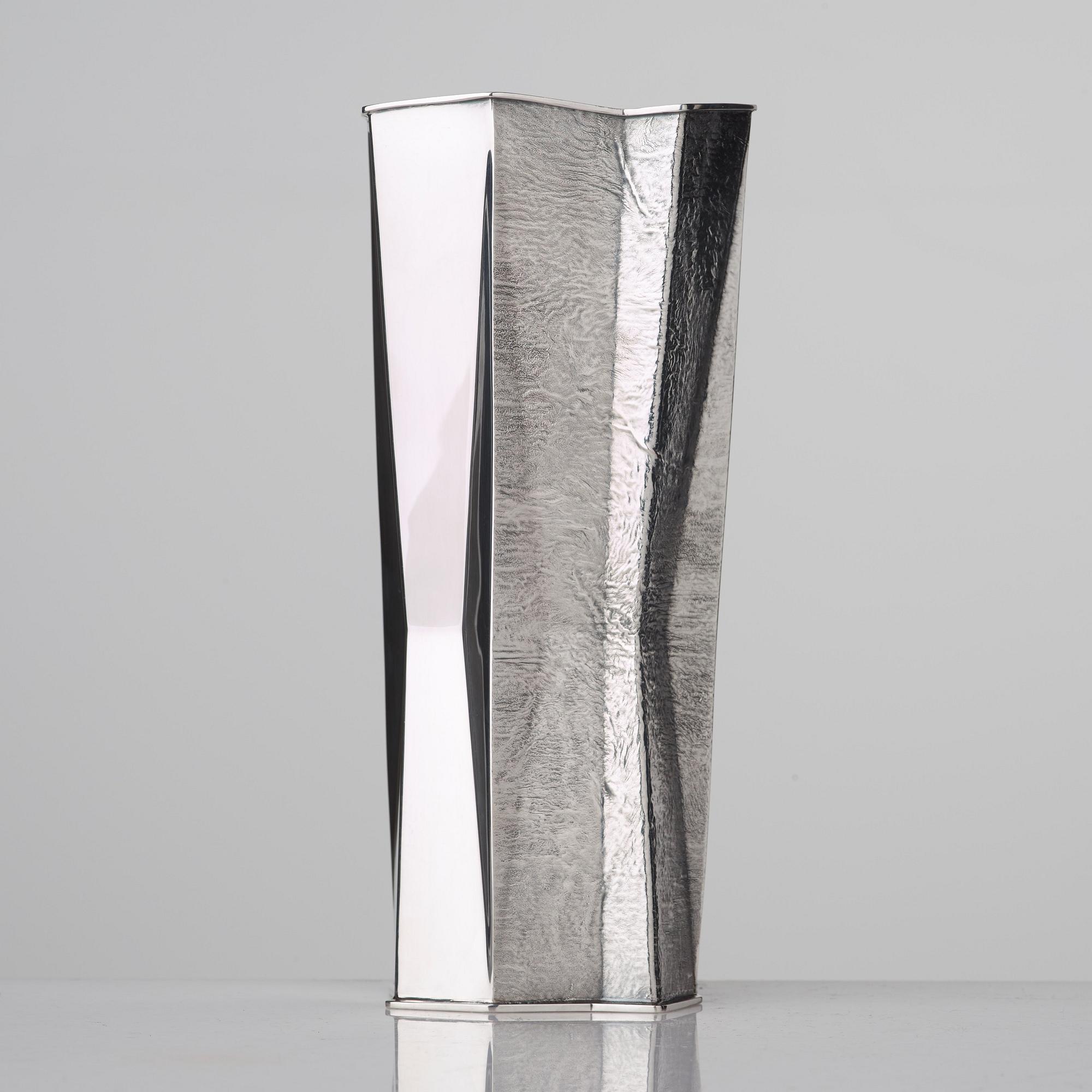 Tapio Wirkkala, A Tapio Wirkkala 830/1000 silver vase, Kultakeskus OY, Finland 1976.