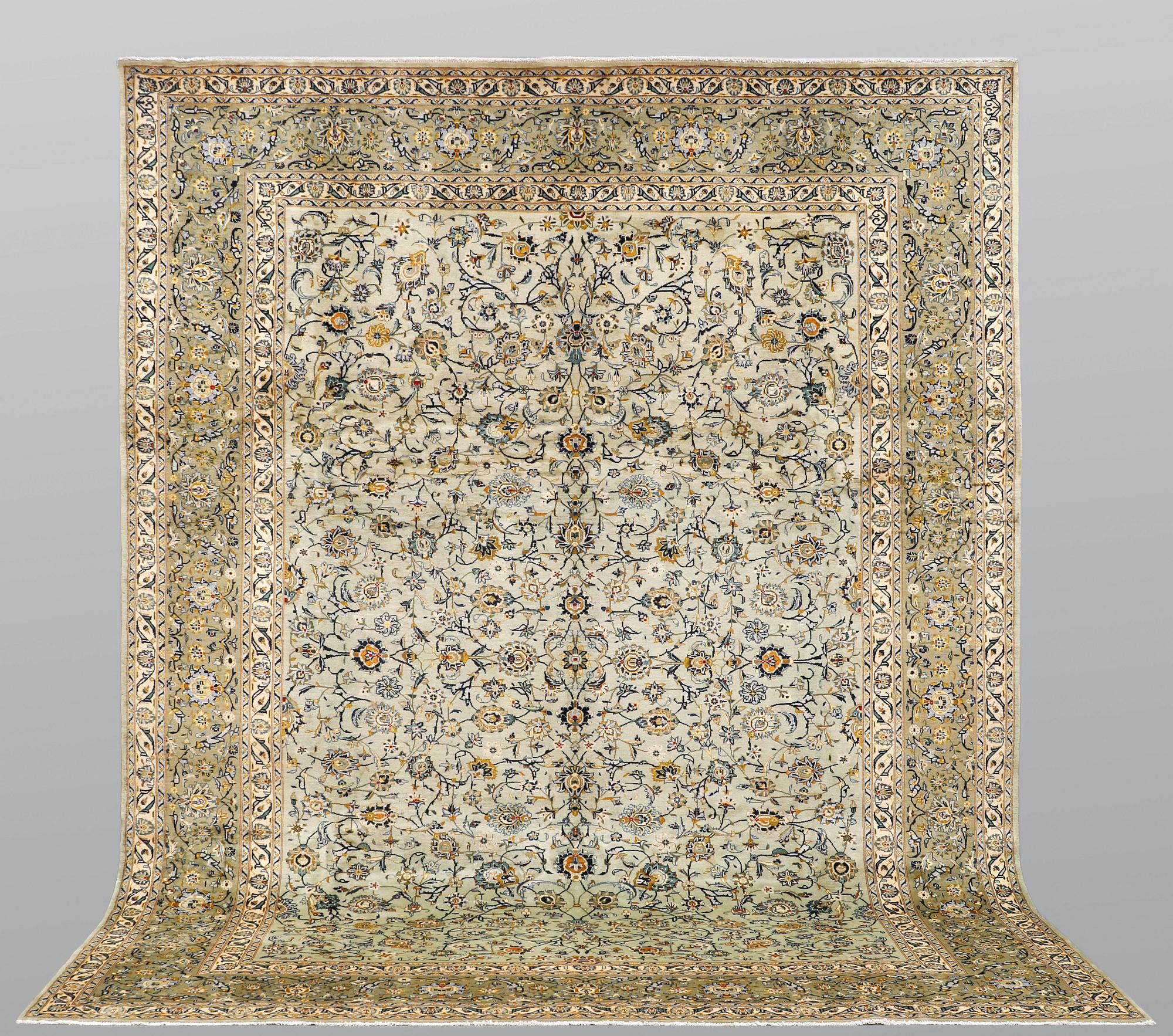 A carpet, Kashan, ca 396 x 314 cm.