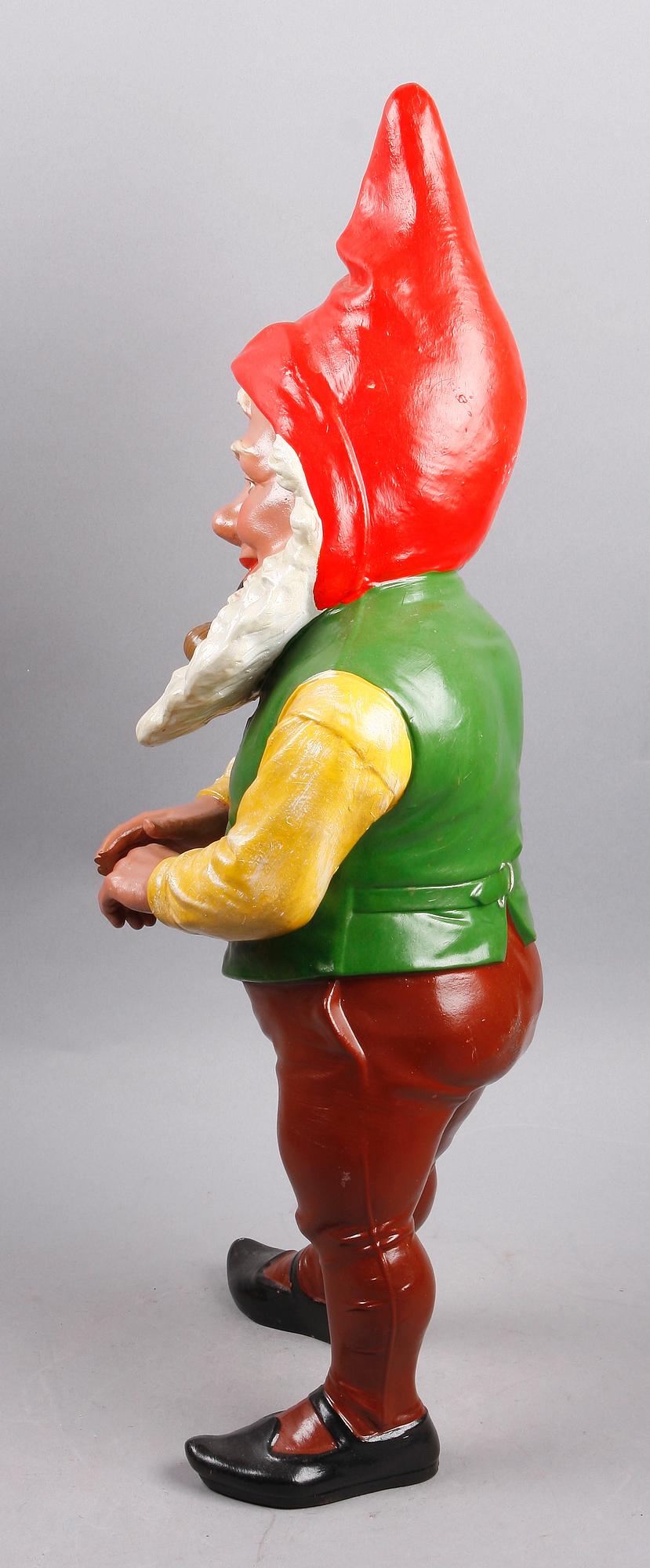 TRÄDGÅRDSTOMTE, terrakotta, 1900-tal.