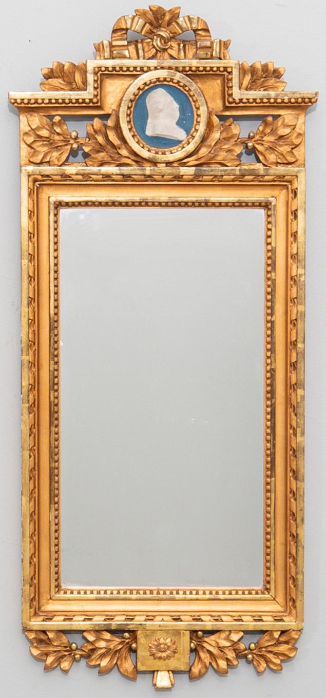 Spegel, sengustaviansk, omkring 1800.
