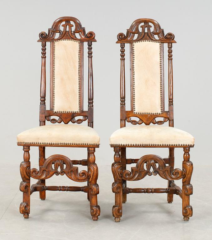 STOLAR, sex + två stycken. Omkring år 1700. Barock.