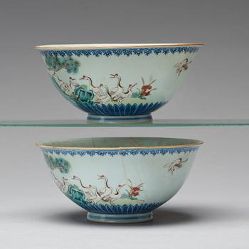 A pair of famille rose bowls, late Qing dynasty, with Qianlong mark.