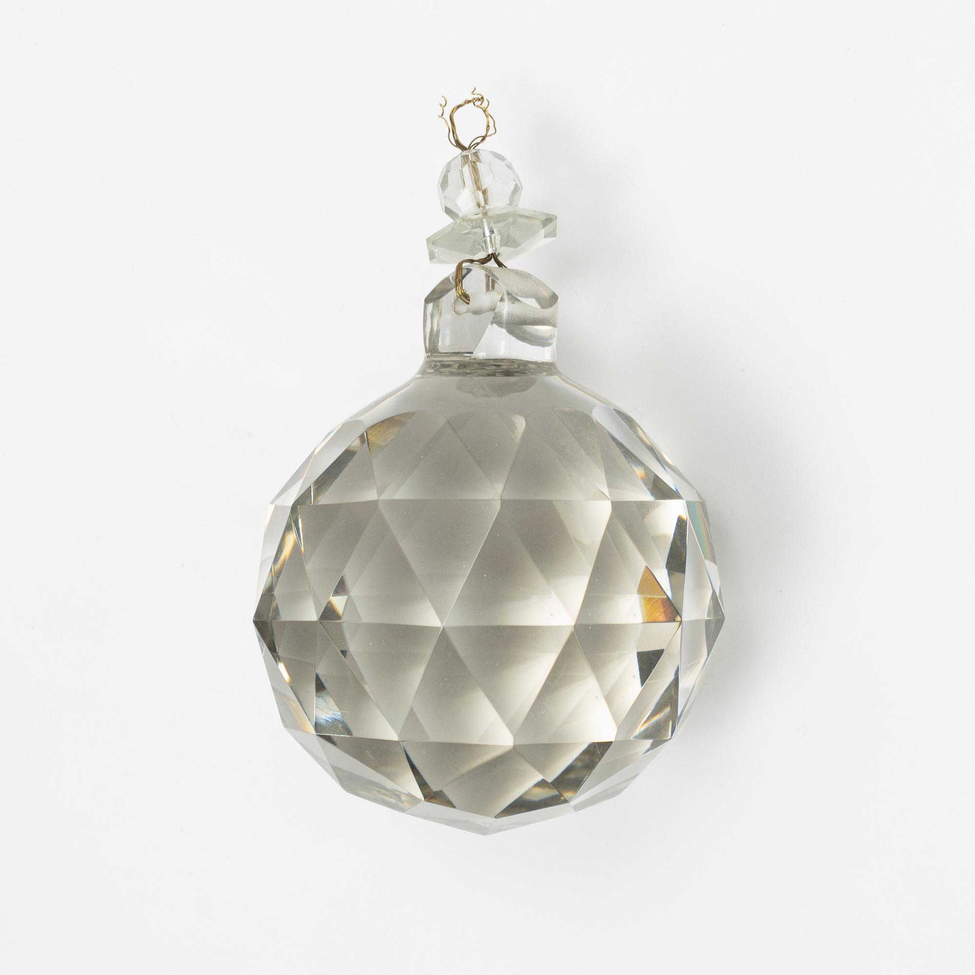 A rococo style chandelier, 20th Century.