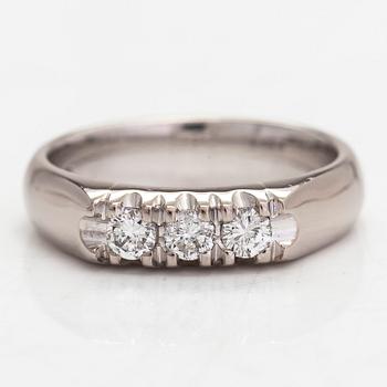 An 18K white gold ring with brilliant-cut diamonds approx. 0.30 ct in total. Finnish hallmarks, 2001.