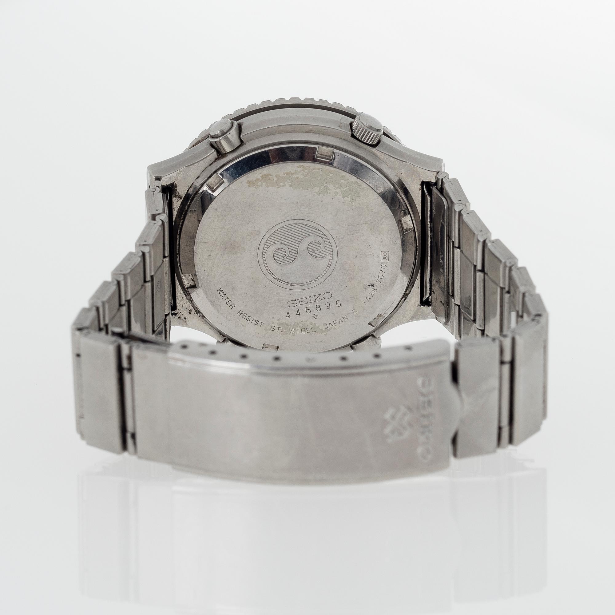 SEIKO, Sports 100, chronograph, wristwatch, 40 mm.