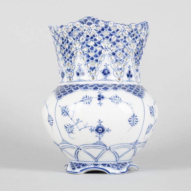 A blue and white "Blue Fluted Full Lace" porcelain vase, Royal Copenhagen, model 1124, post 1923.