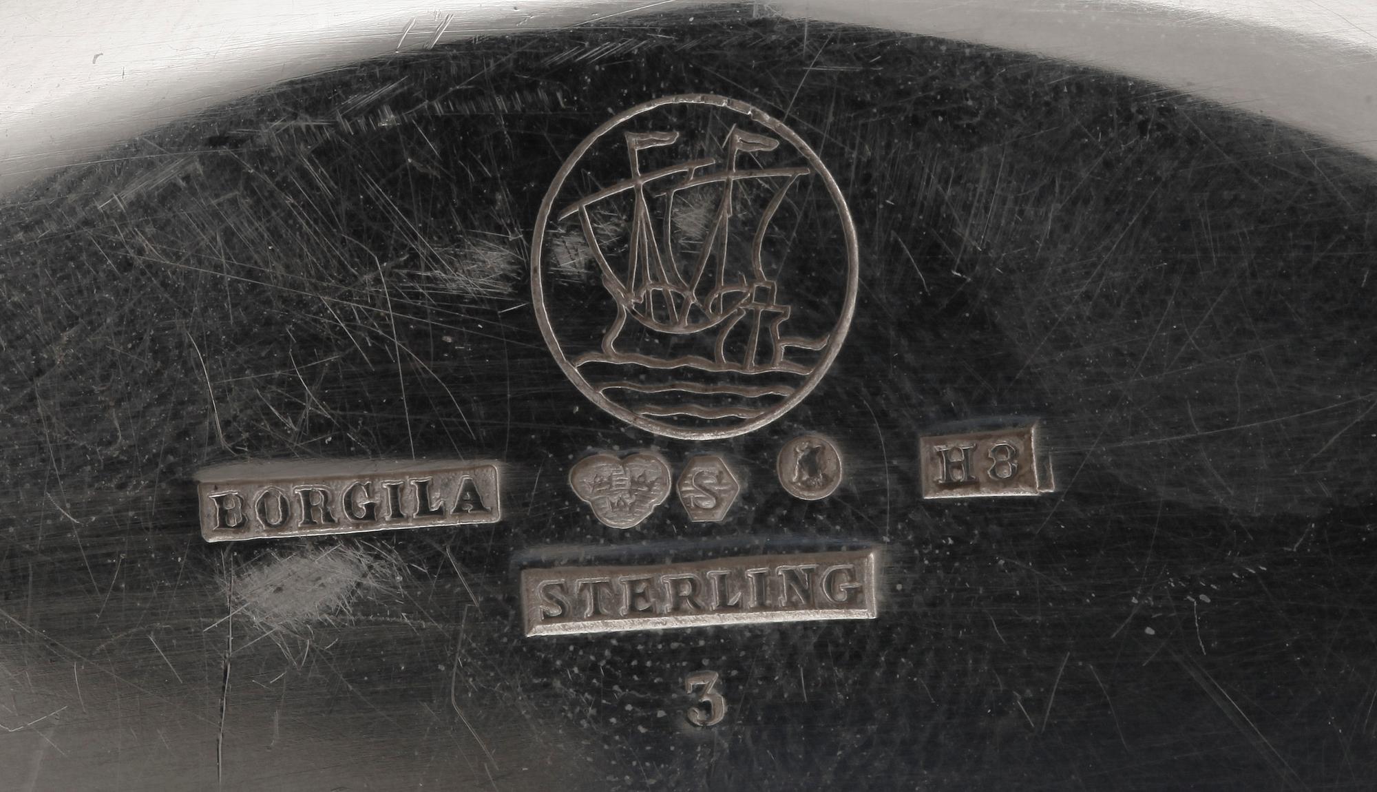 TALLRIKAR, ett par, sterlingsilver, Borgila, Stockholm 1931-34. Totalvikt ca 430 gram.