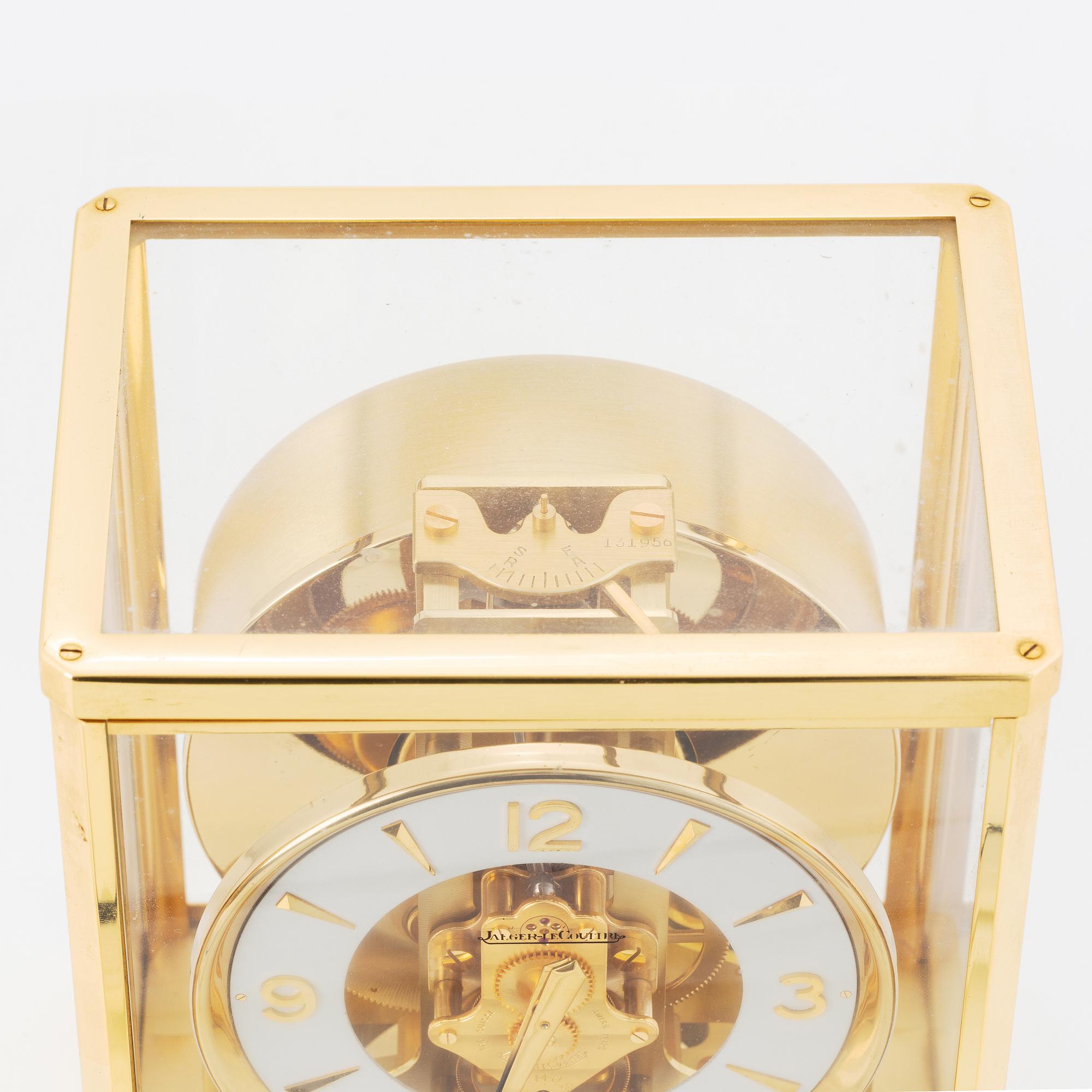 Jaeger-LeCoultre, Atmos, bordsur, 220 x 180 x 135 mm.