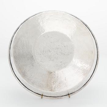 Tapio Wirkkala, sterling silver bowl TW 289, Kultakeskus, Hämeenlinna 1970. Model designed in 1963.