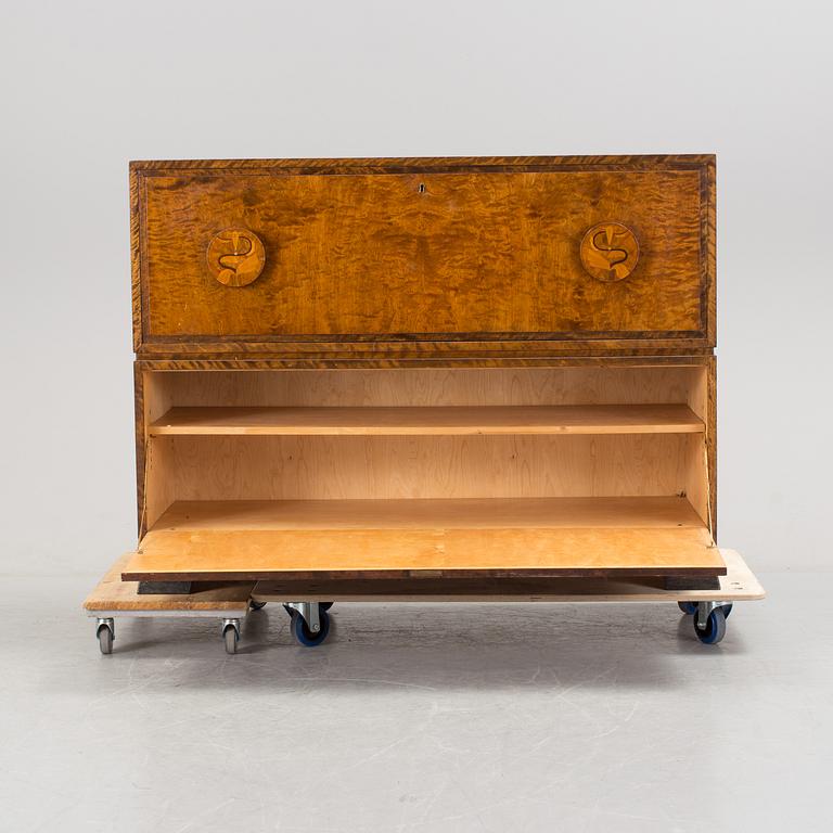 A CABINETT, possibly designed by OTTO SCHULZ, 1930s.