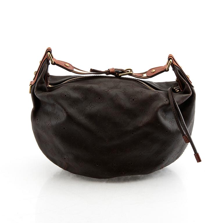 Louis Vuitton, Onatah GM  bag.