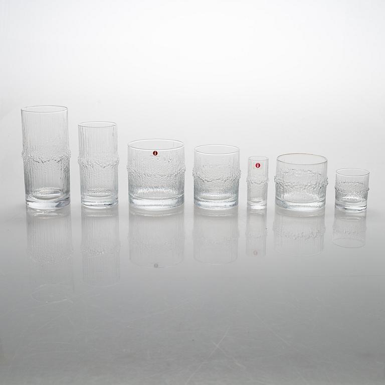 Tapio Wirkkala, a 24-piece set of "Niva" glassware, Iittala. In production 1972-1992.