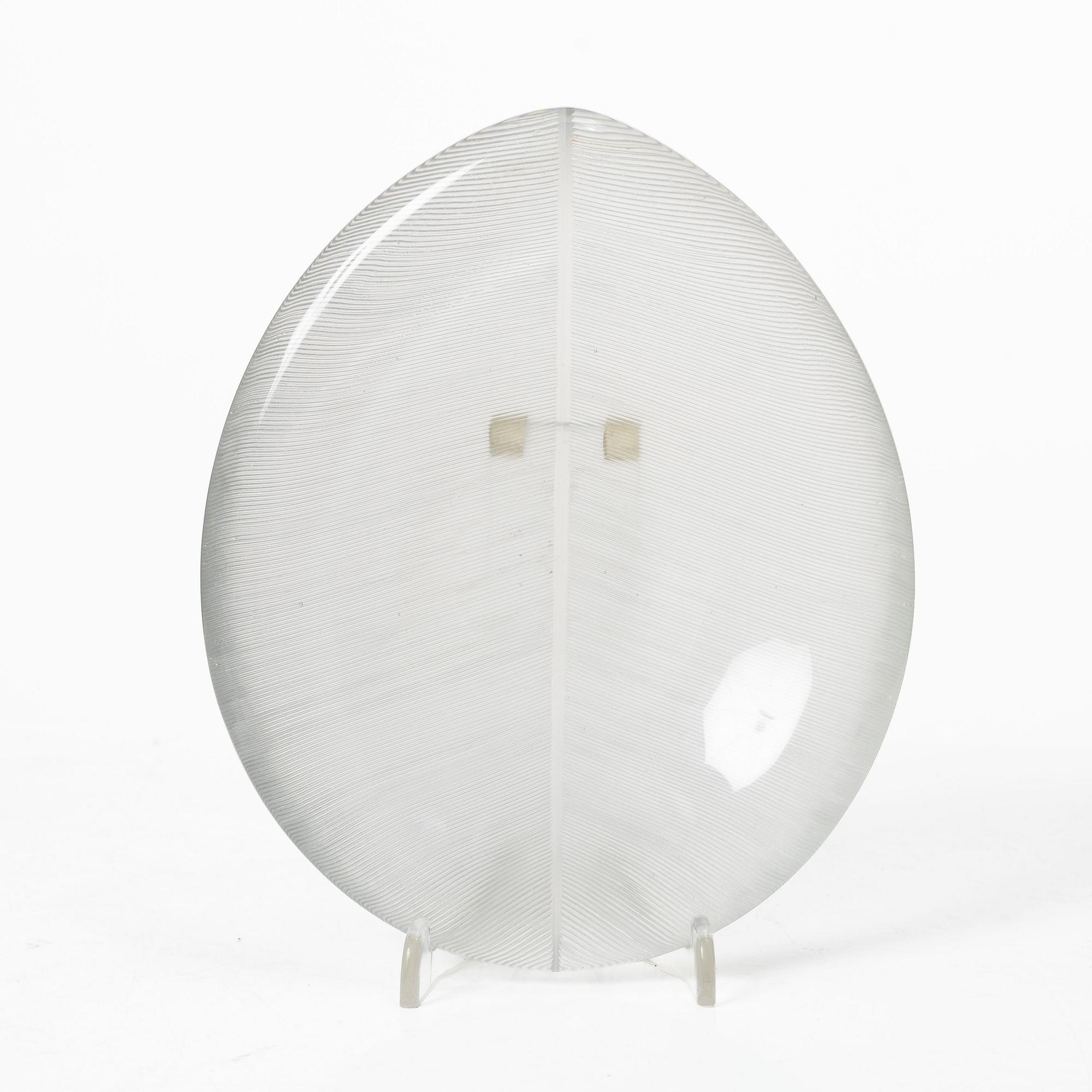 Tapio Wirkkala, Plate, “Lehti”, and bowl, Iittala.