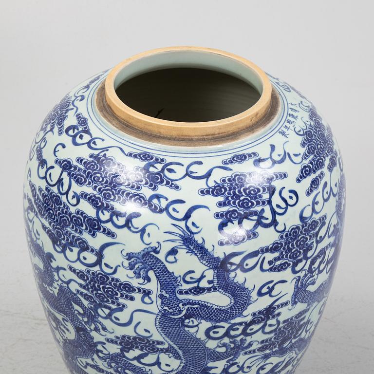 A large blue and white urn, China, 20th century.