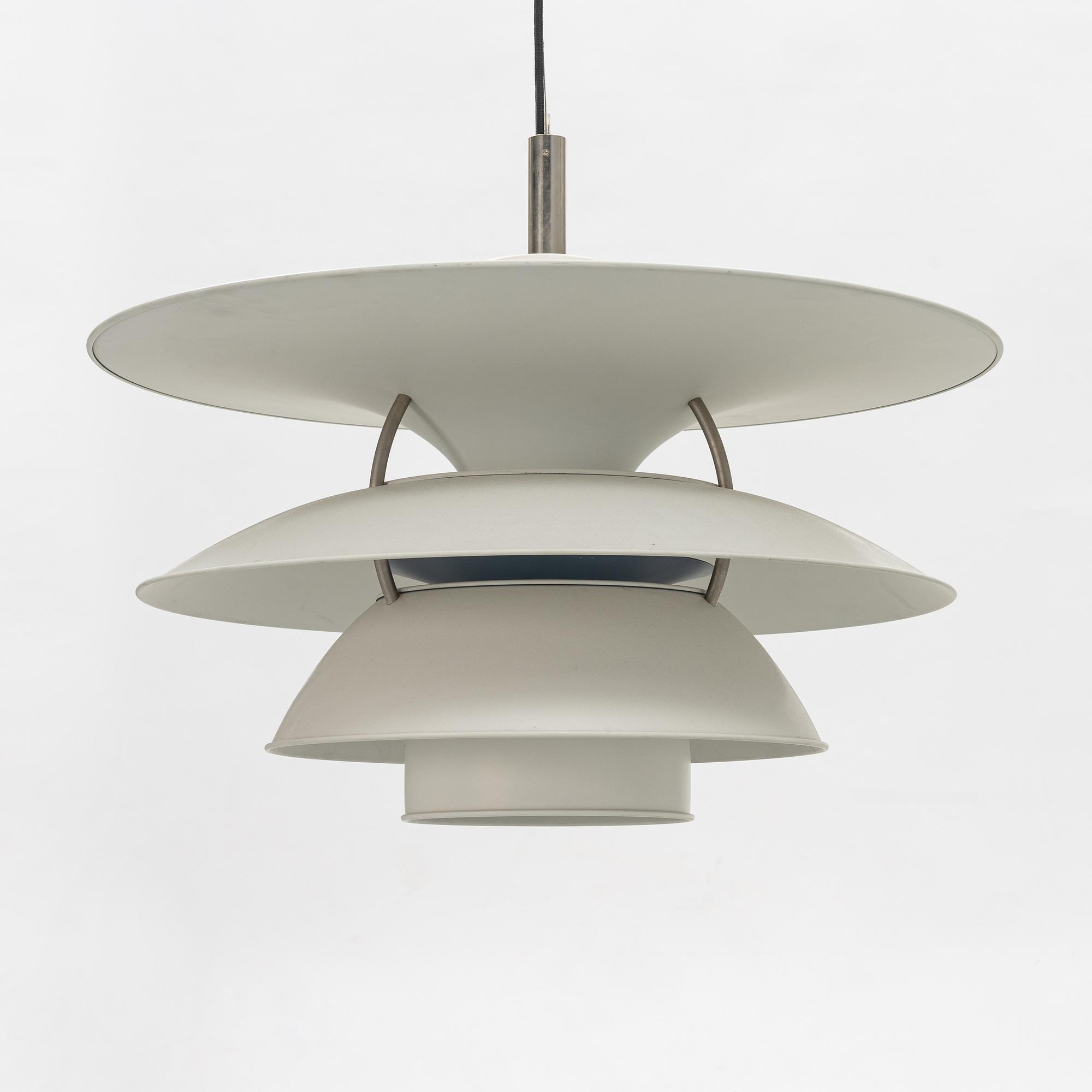 Poul Henningsen, taklampa, "Charlottenborg PH 6 ½-6", Louis Poulsen, Danmark.