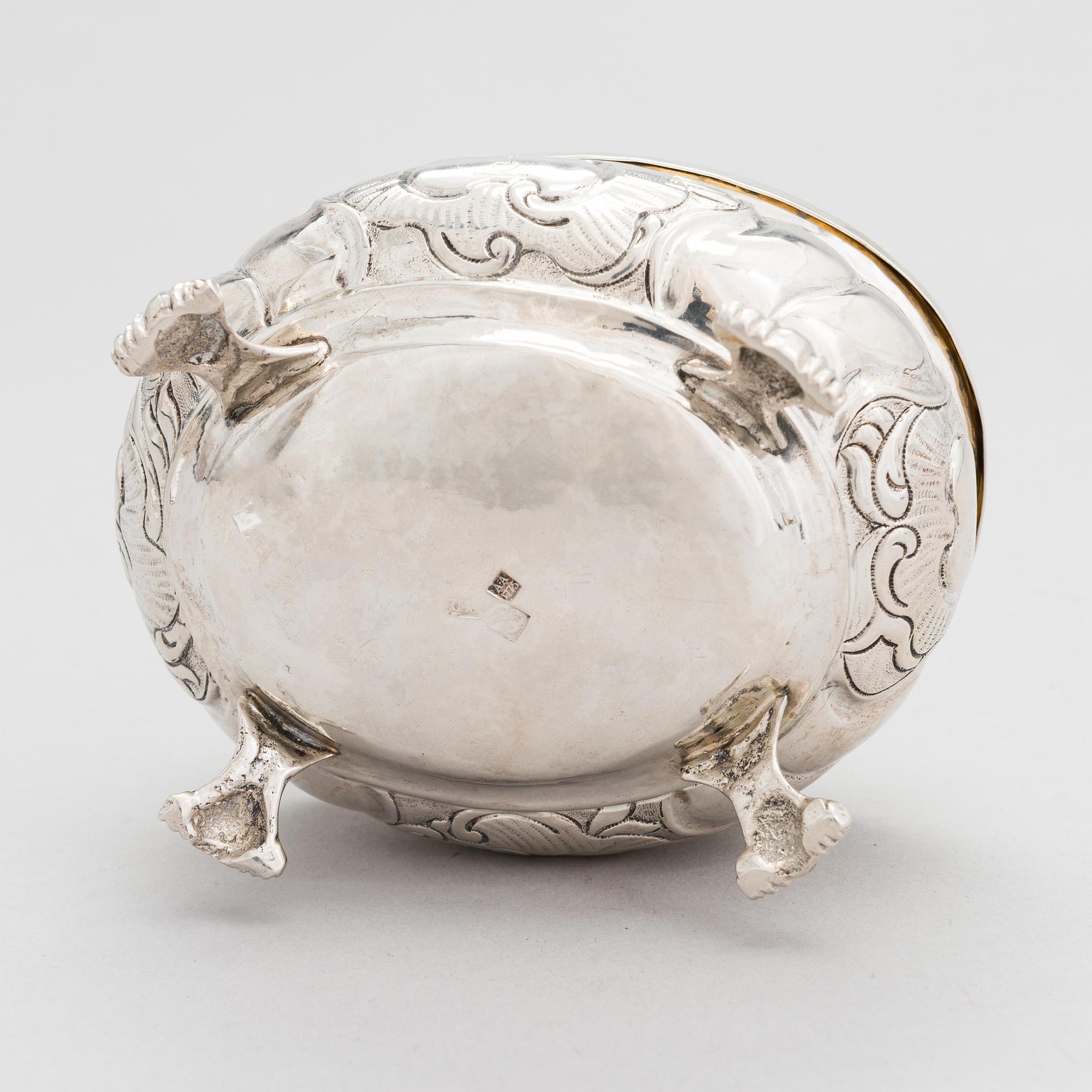 Sockerskrin, silver, rokoko, oidentifierad mästare, kyrilliskt S.F, kontrollmästarstämpel Andrei Andrejev, Moskva 1775.