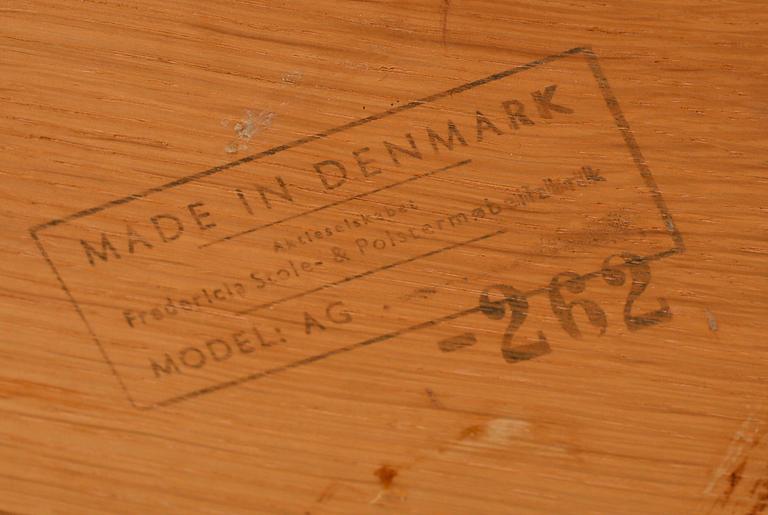 SOFFBORD, Fredericia möbelfabrik, Danmark, 1900-talets andra hälft.